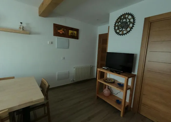 Sierra Y Mar Aldealengua De Pedraza * Ceguilla